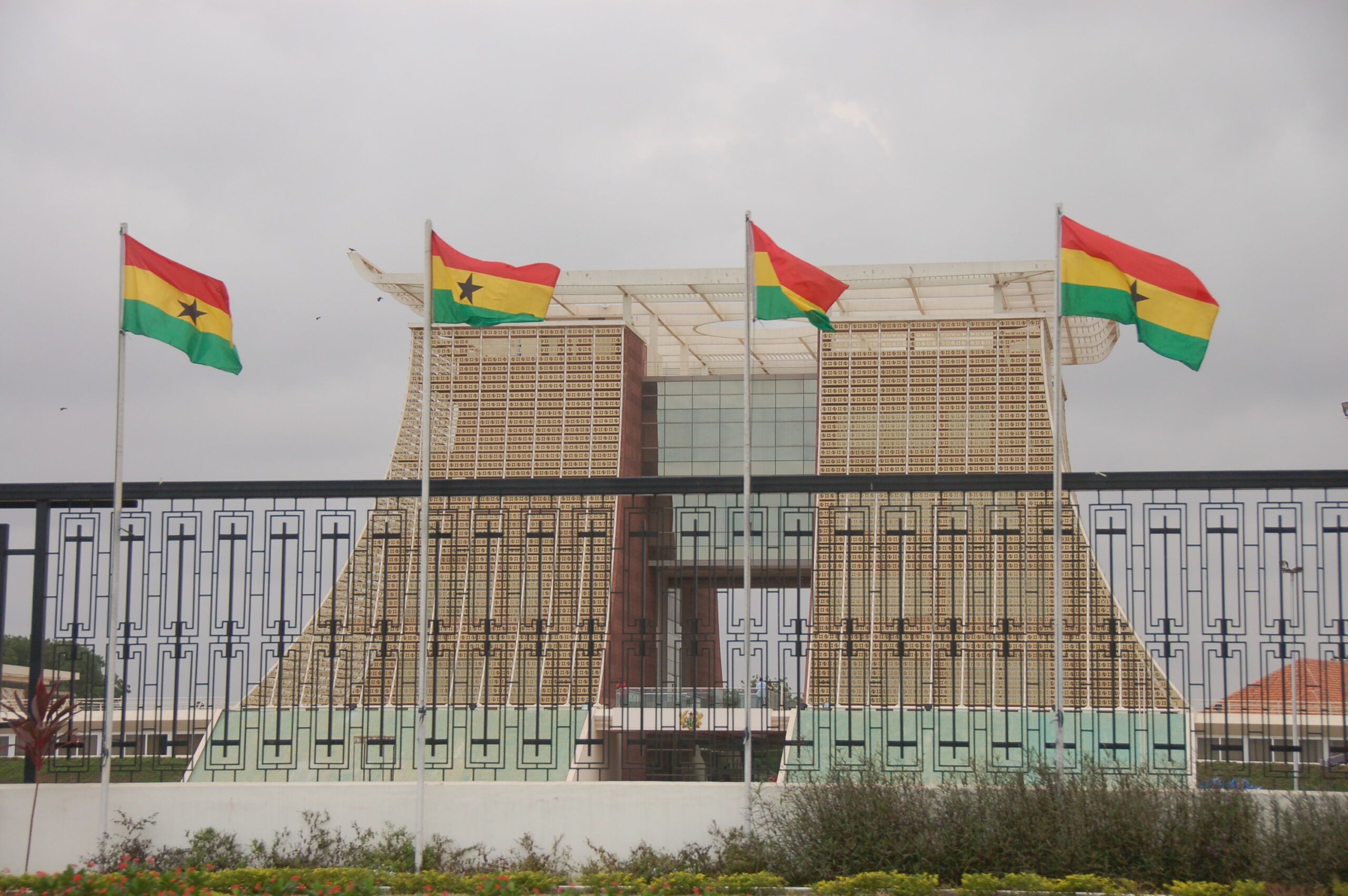 NE/R: Fake Jubilee House staff dupes people over GHC2bn 1