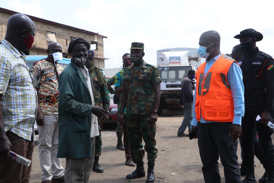 Move Away From Banks Of Odaw Or Face Eviction! — Accra Mayor 54