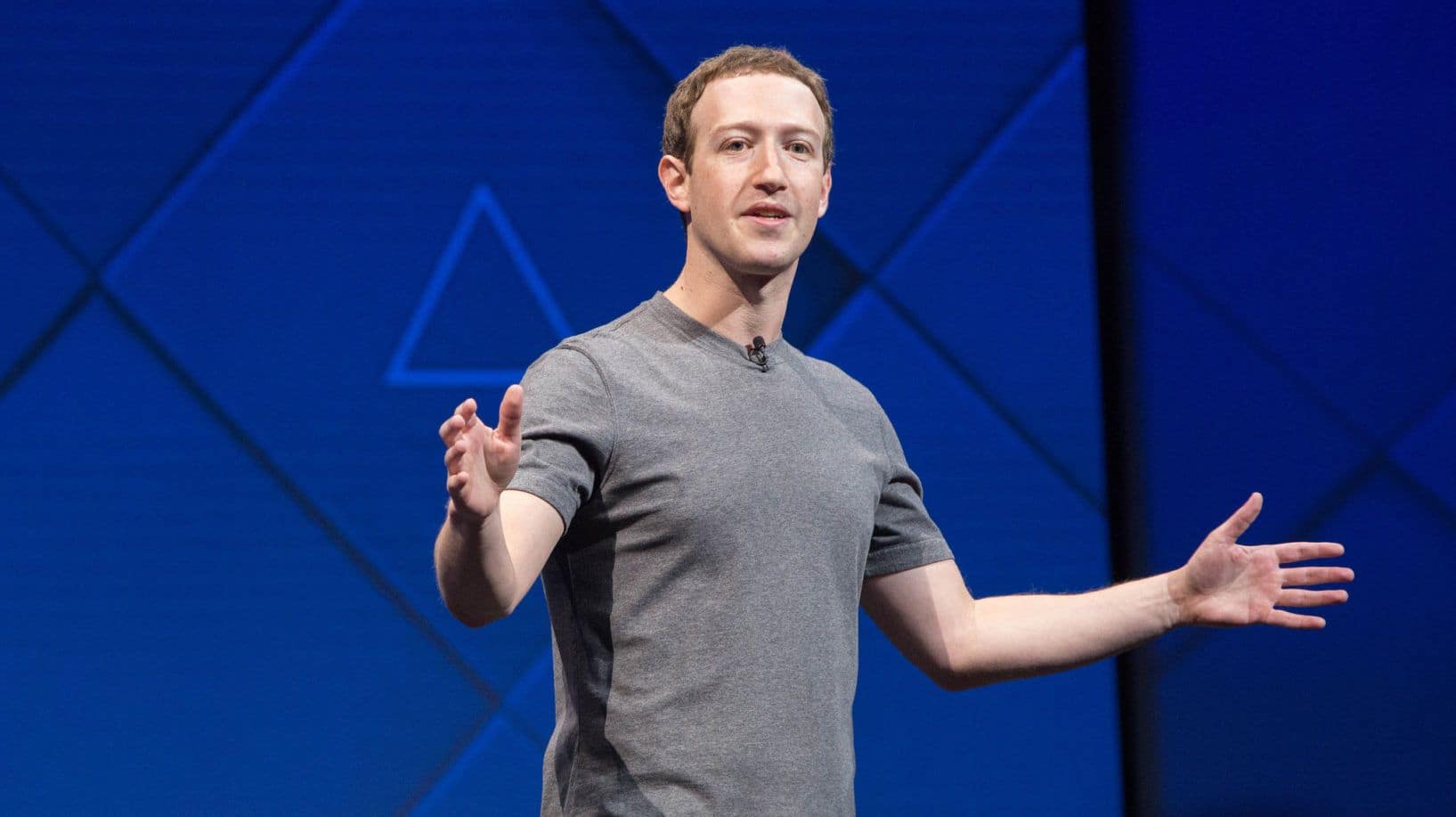 Video: Mark Zuckerberg Reveals Why He Wears The Same Shirt Daily And It's Funny. 49