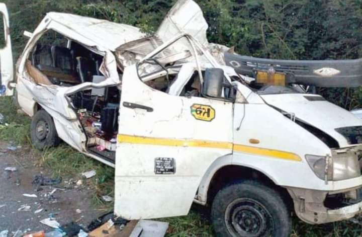 Update: 8 footballers killed, 4 in critical condition after minibus plunges into River Offin 46