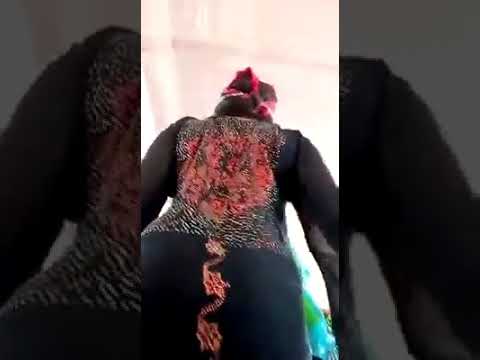 Video: Nigerian Lady Twerks In Church During Tithe And Offering Session. 49
