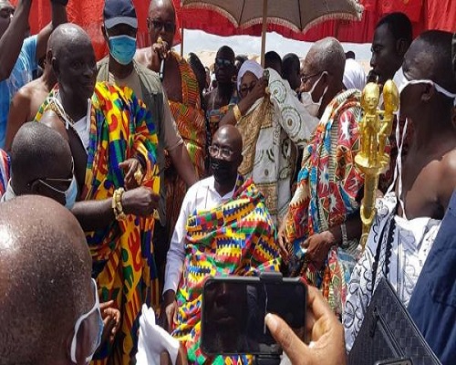 Dr. Bawumia Enstooled As 'Nkorakorahene' King At Effiduase-[Watch Video]. 49