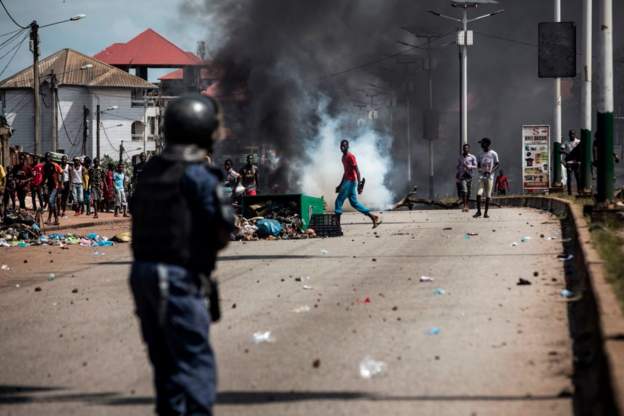 30 Persons In Post Election Violence In Guinea. 49