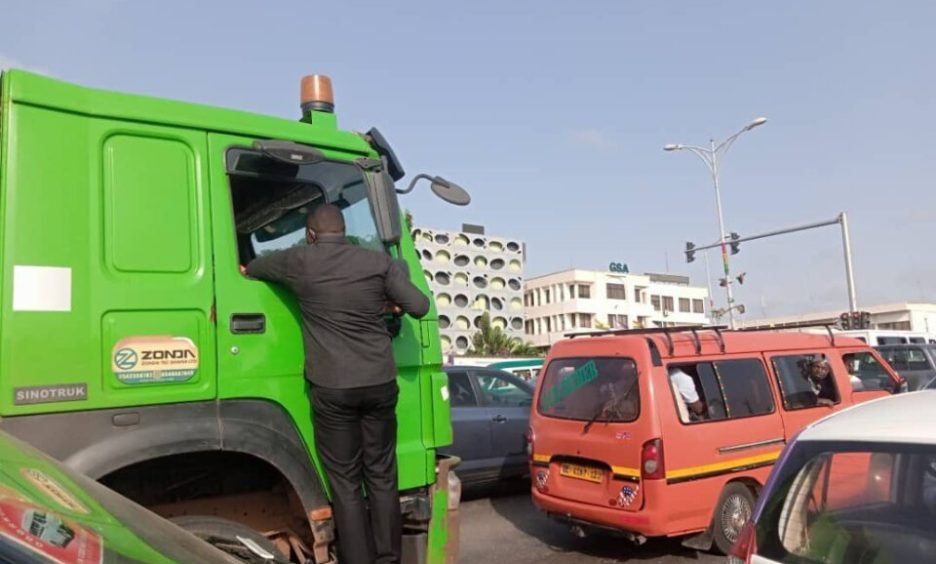 John Dumelo Climbs Onto A Moving Truck To Campaign - Photos. 49