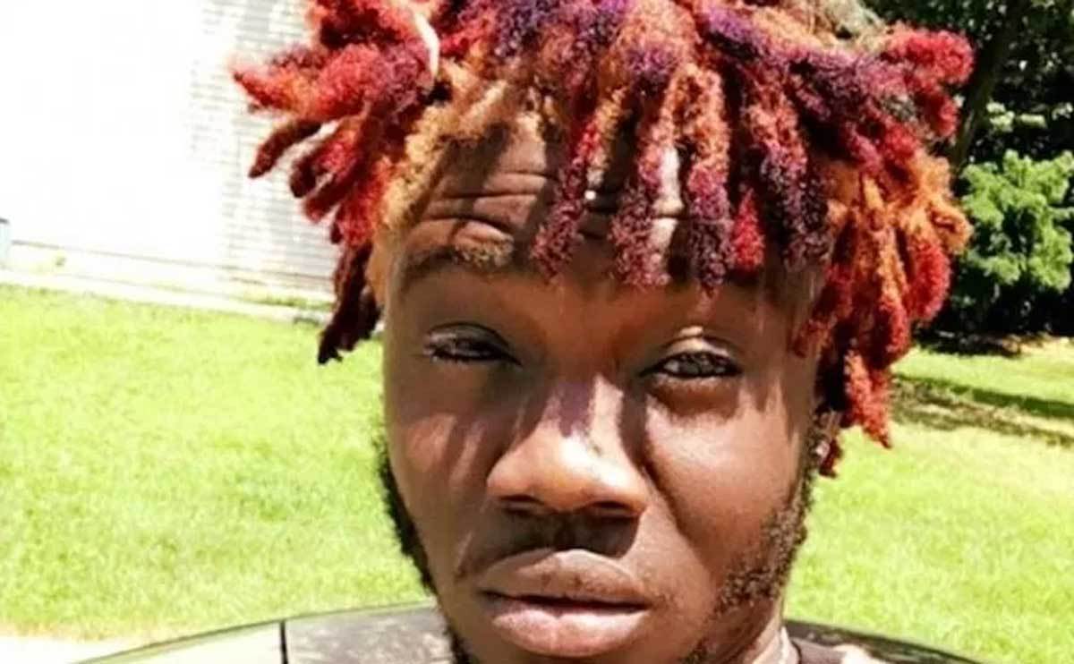 Somebody For R2Bees Group Inside Get HIV/AIDS - Showboy Alleges. 53