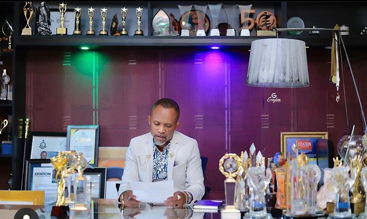 Fadda Dickson's Plush Office Decorated With Numerous Awards Leaked Online - Photos. 49