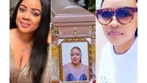 Shocking! Beautiful Lady Poisoned By Her Closest Friend Few Days After Her Promotion. 59