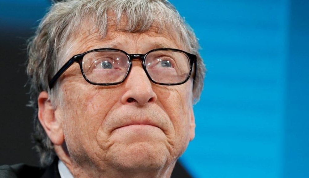 Bill Gates' name has been removed from Bloomberg's list of billionaires after his divorce.