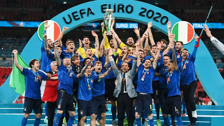 Italy win Euro 2020 after beating England 3-2 on penalties (photos/video). 49