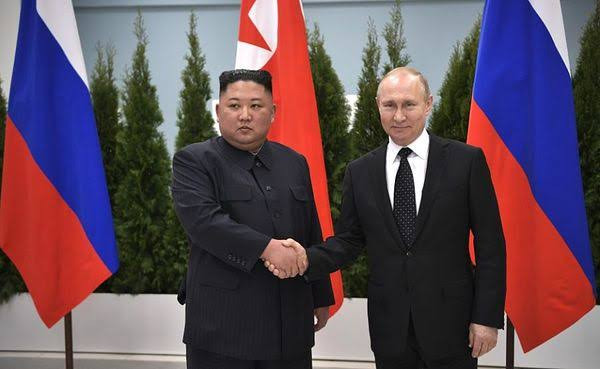 Putin wants to carve Ukraine into two like Korea - Ukrainian military intelligence chief. 45