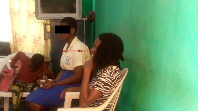 JHS student attempts suicide after taxi driver boyfriend threatened to ditch her. 56