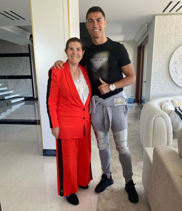 Why does Cristiano Ronaldo still live with his mother? 77