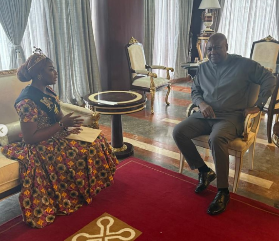 President Mahama with GMB Queen Nihad Ibrahim at Jubilee House after climate project presentation.