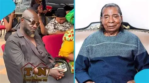 Osebo the Zaraman consoles the family of Apostle Kwadwo Safo at his residence