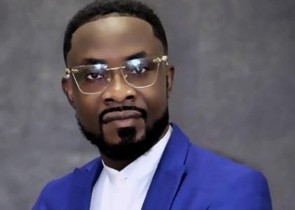 Apostle Solomon Oduro speaking about the responsibilities of men of God compared to presidents