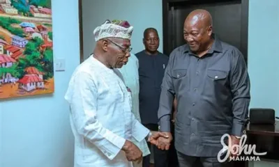 Olusegun Obasanjo addressing G20 leaders in Johannesburg during Accra Reset announcement