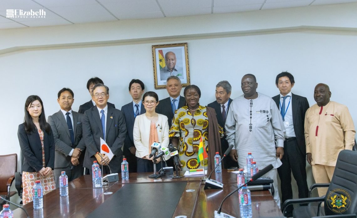 Elizabeth Ofosu-Adjare meeting a Japanese delegation in Accra