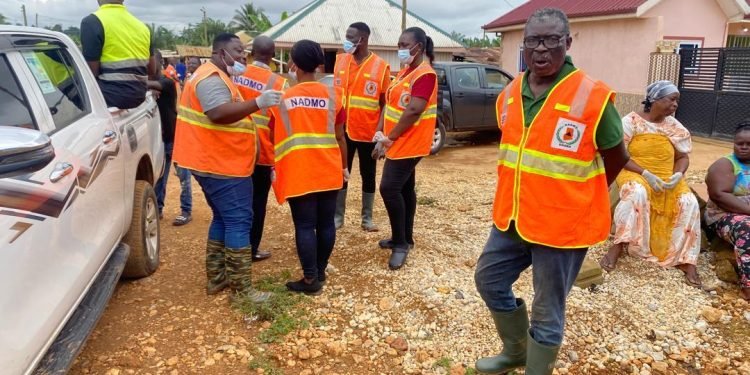 NADMO officials educating traders in Fanteakwa South market ahead of rainy season